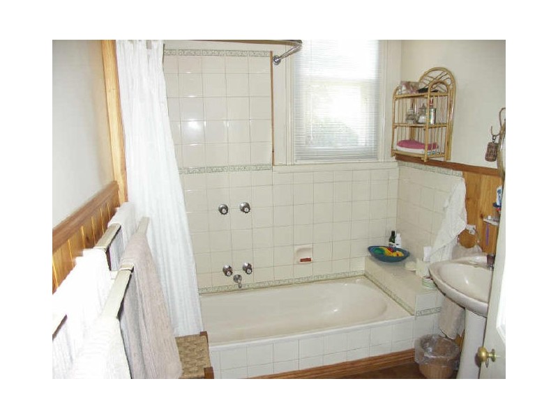 11 Cecil Street, Benalla VIC 3672