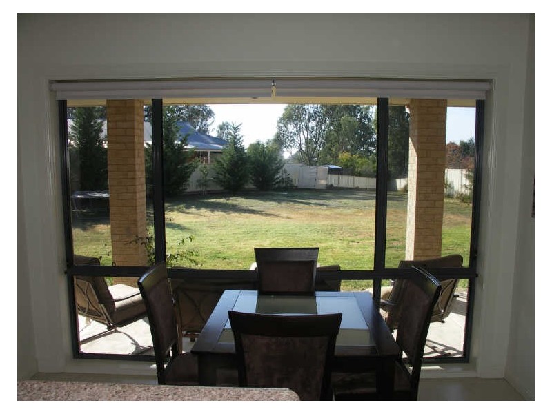 15 Shawbrook Avenue, Benalla VIC 3672