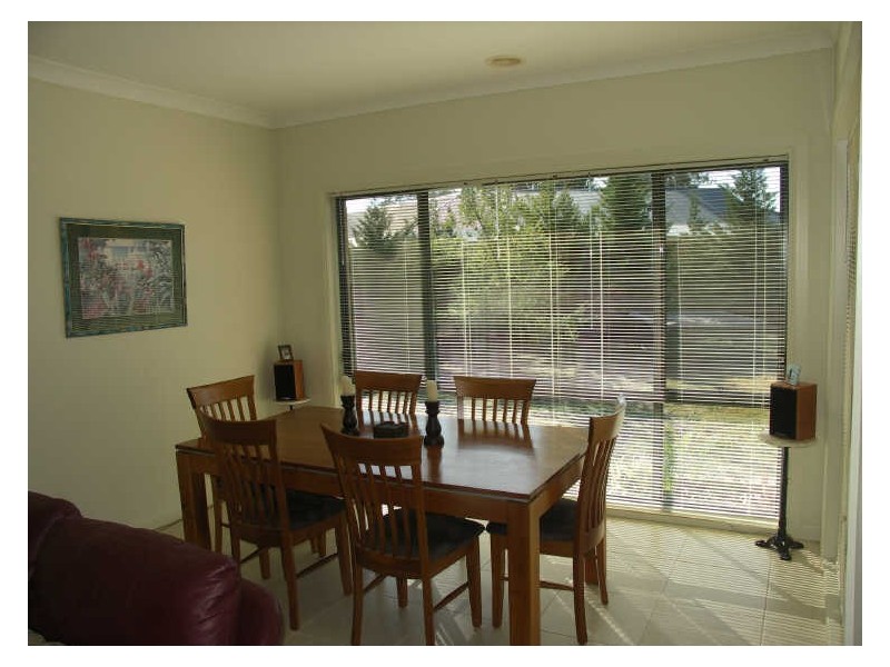 15 Shawbrook Avenue, Benalla VIC 3672