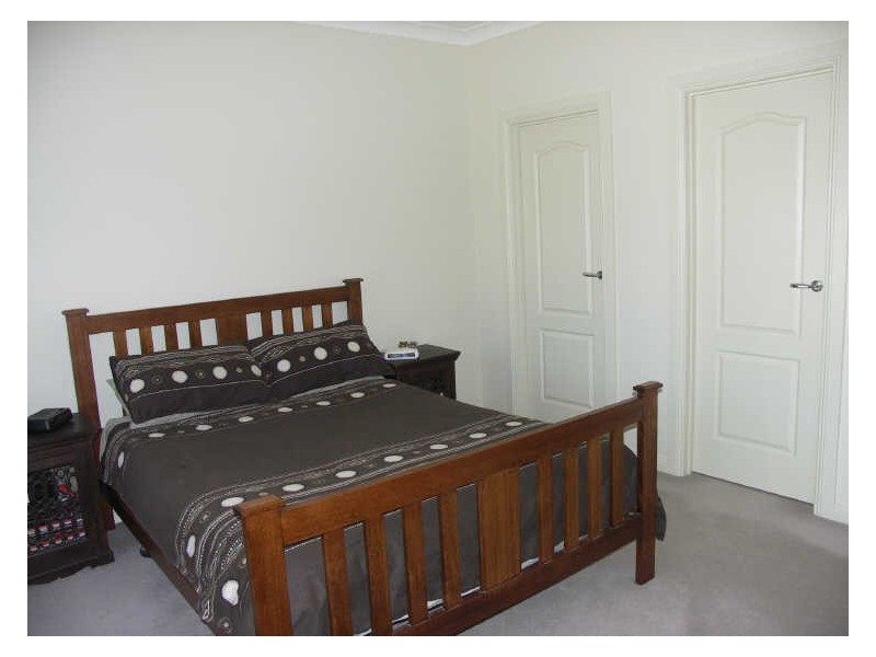 15 Shawbrook Avenue, Benalla VIC 3672