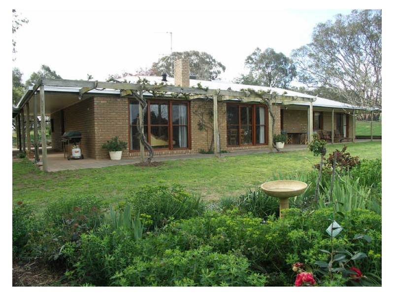 175 Hooper Road Goorambat, Benalla VIC 3672