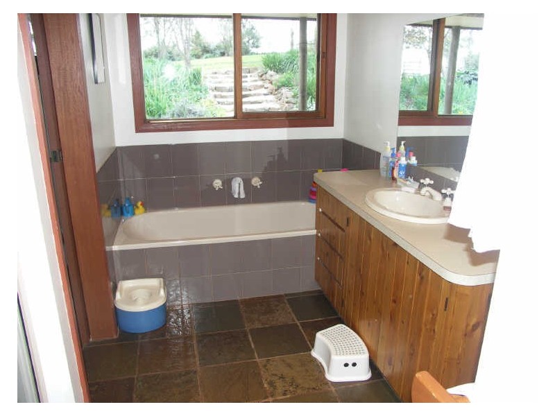 175 Hooper Road Goorambat, Benalla VIC 3672