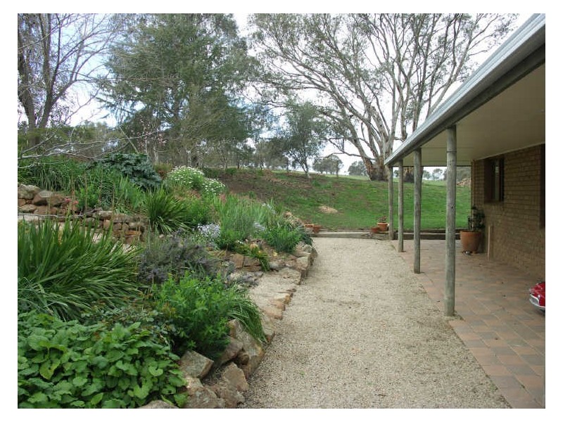 175 Hooper Road Goorambat, Benalla VIC 3672