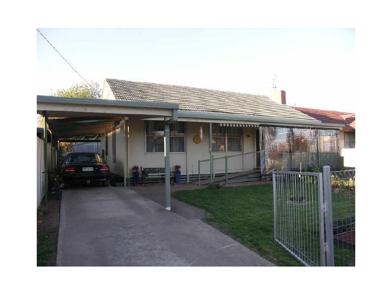 8 Edward Street, Benalla VIC 3672