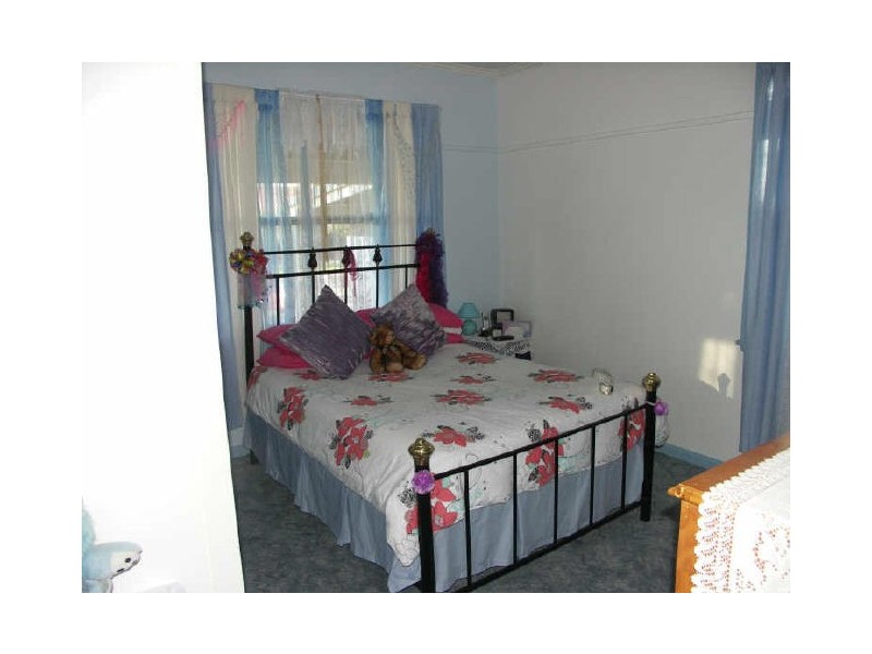 8 Edward Street, Benalla VIC 3672