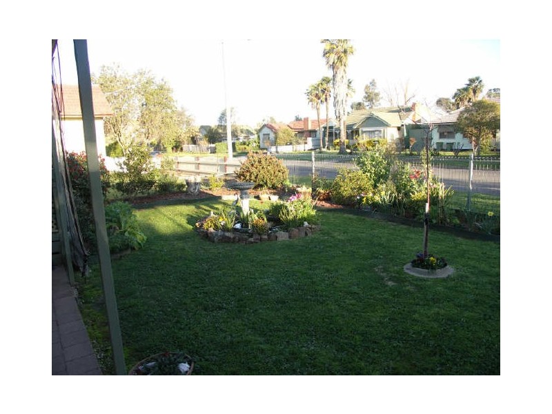 8 Edward Street, Benalla VIC 3672