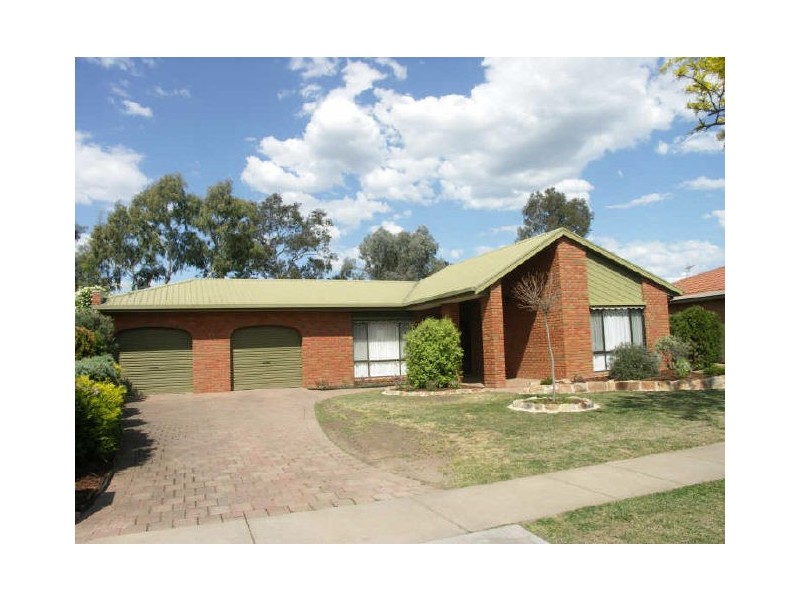 11 Statesman Drive, Benalla VIC 3672