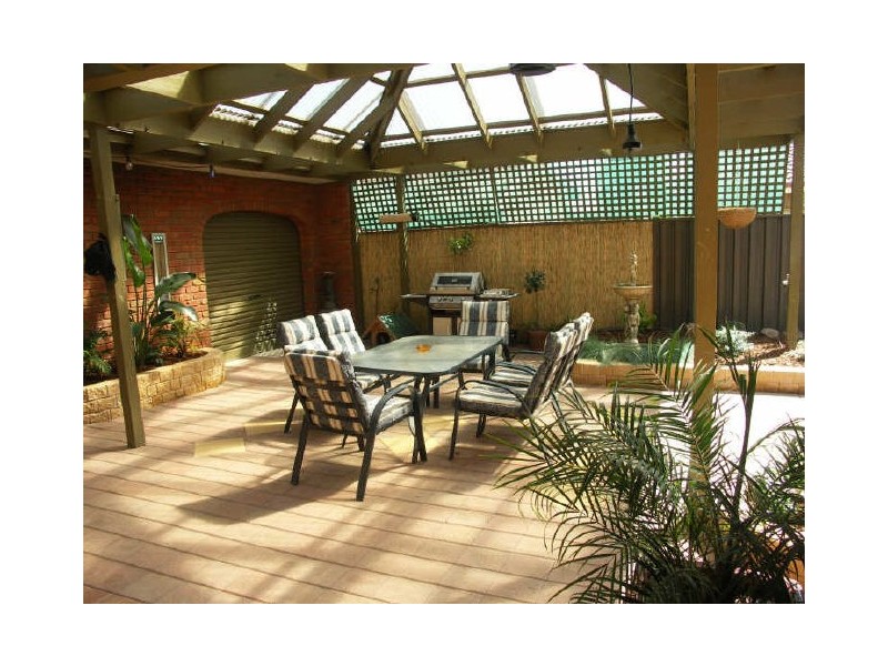 11 Statesman Drive, Benalla VIC 3672