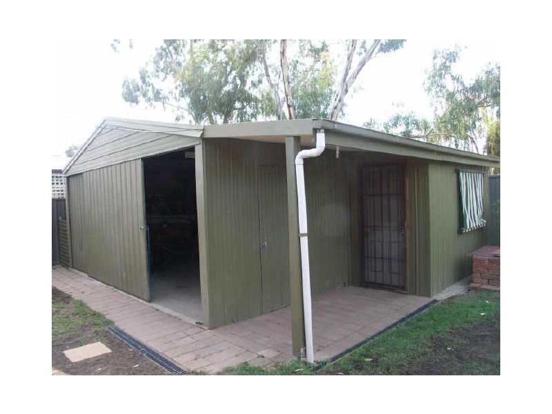 11 Statesman Drive, Benalla VIC 3672