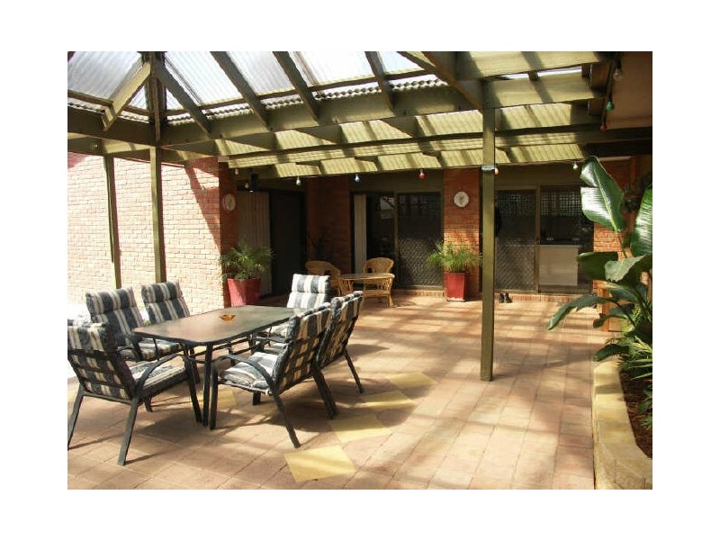 11 Statesman Drive, Benalla VIC 3672