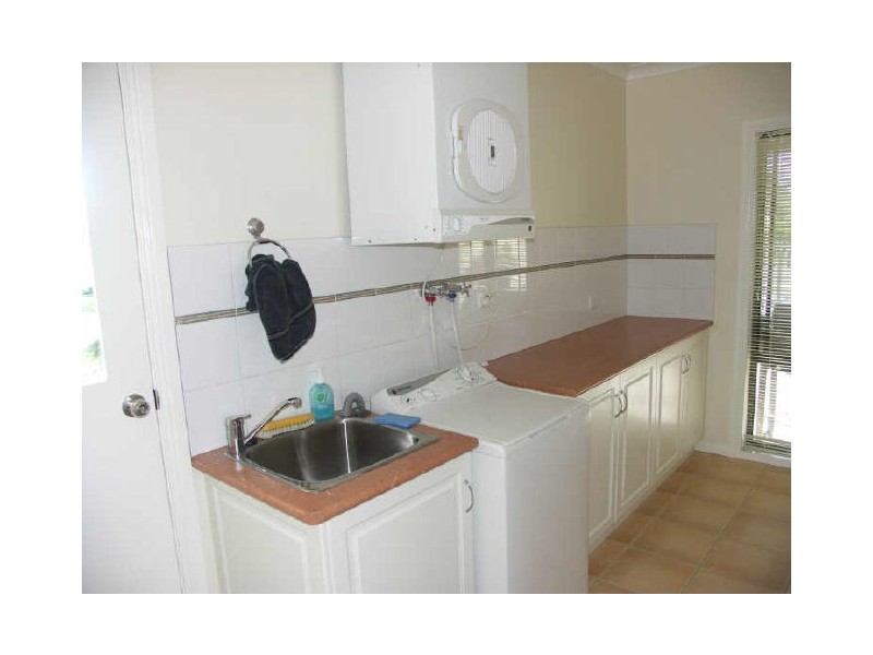 34 Olivers Road, Benalla VIC 3672