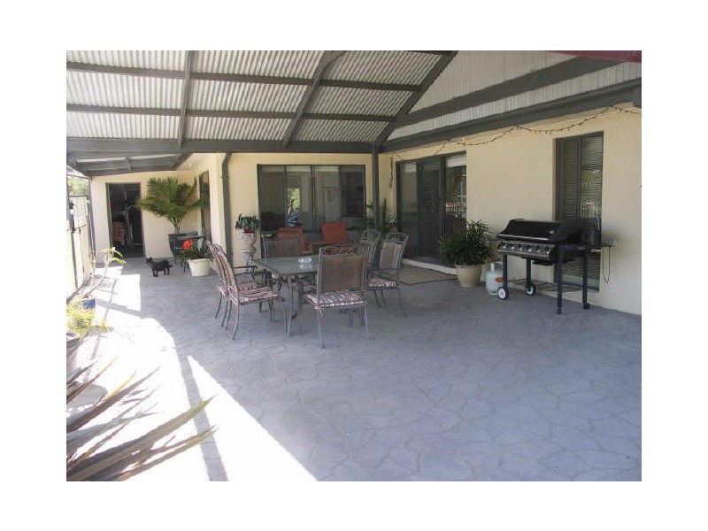 34 Olivers Road, Benalla VIC 3672