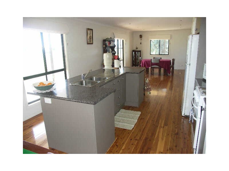 48 Murrays Road, Benalla VIC 3672