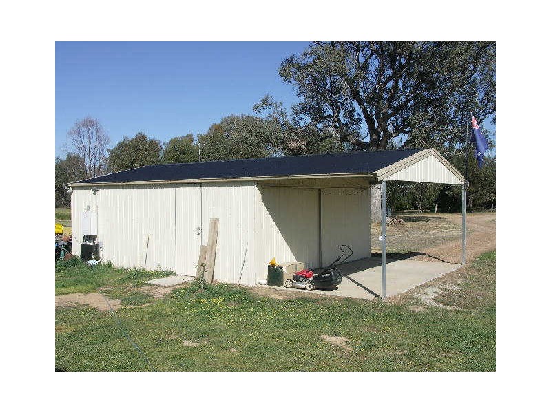 48 Murrays Road, Benalla VIC 3672