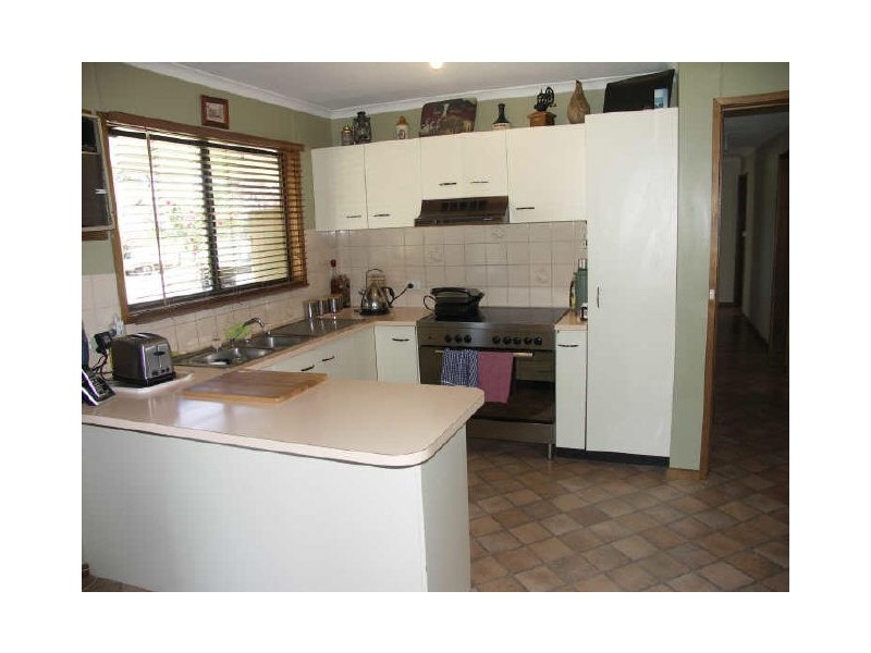 9 Plums Lane, Benalla VIC 3672