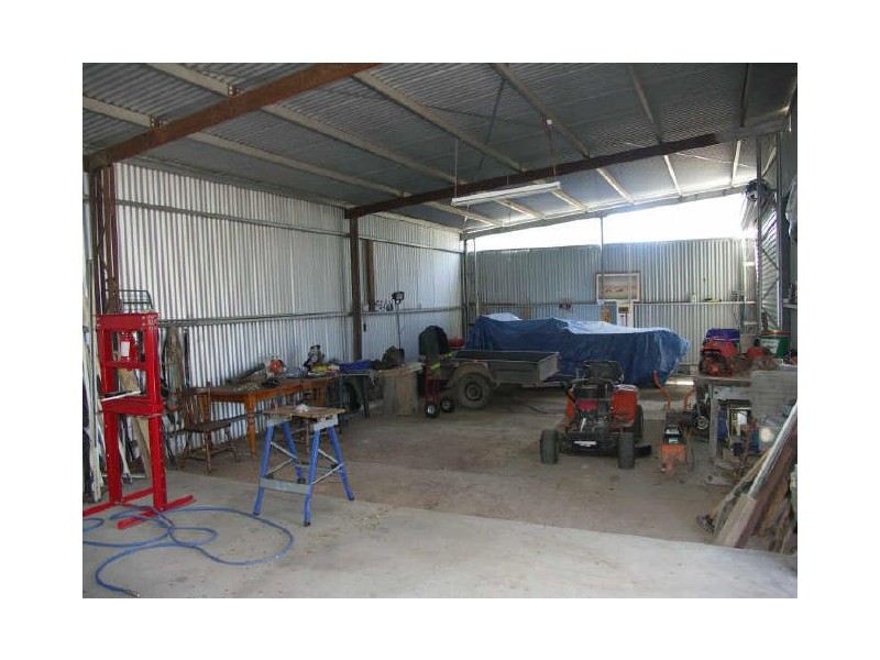 9 Plums Lane, Benalla VIC 3672