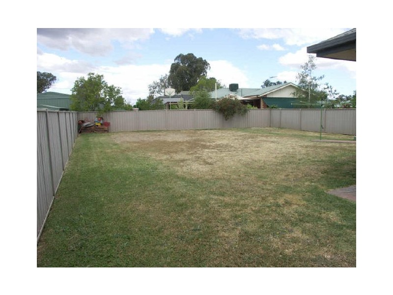 4 Kurrajong Court, Benalla VIC 3672