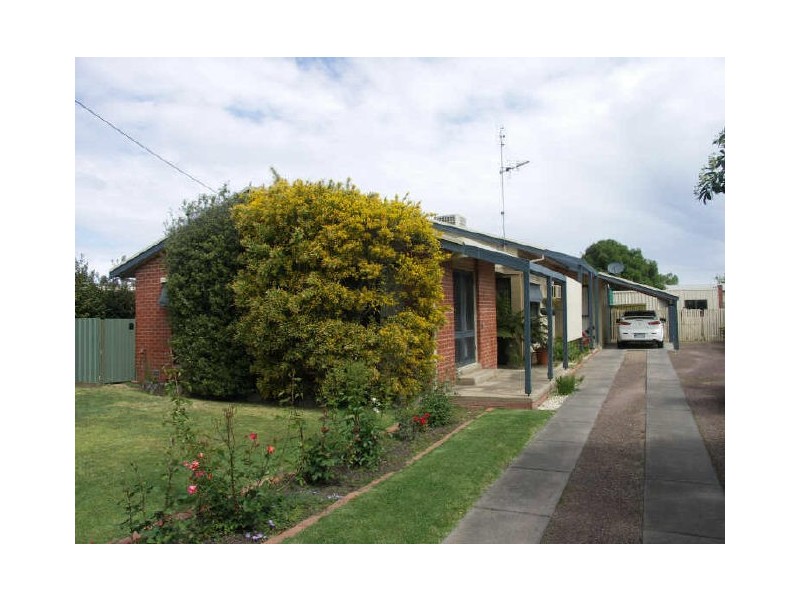 9 Helms Court, Benalla VIC 3672