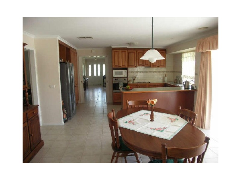 16 Kurrajong Court, Benalla VIC 3672