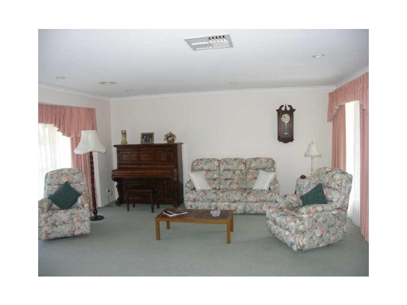 16 Kurrajong Court, Benalla VIC 3672