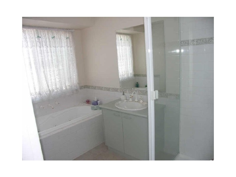 16 Kurrajong Court, Benalla VIC 3672