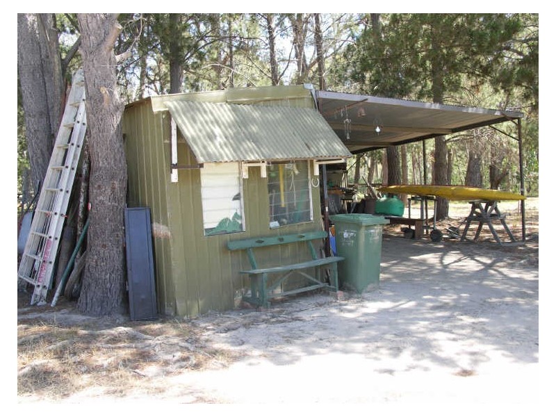 64 Tulley Road, Lima East VIC 3673