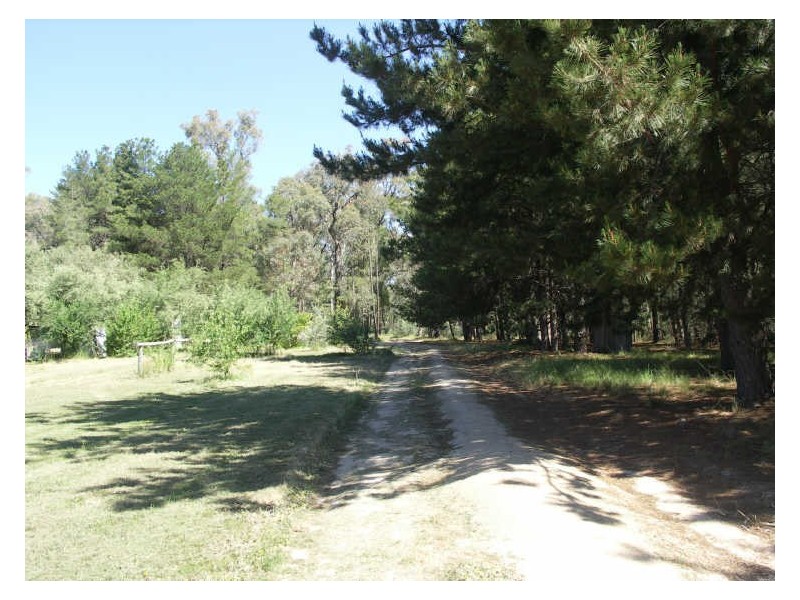 64 Tulley Road, Lima East VIC 3673