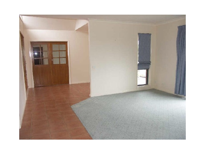 21 Noarana Drive, Benalla VIC 3672