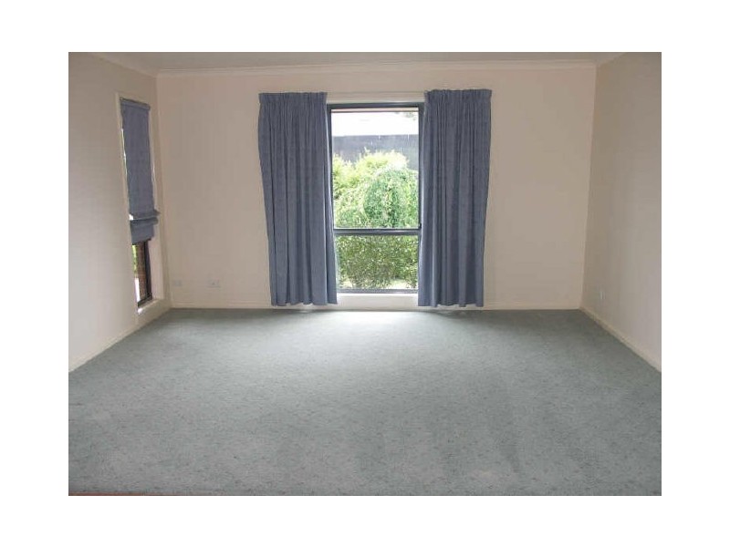 21 Noarana Drive, Benalla VIC 3672