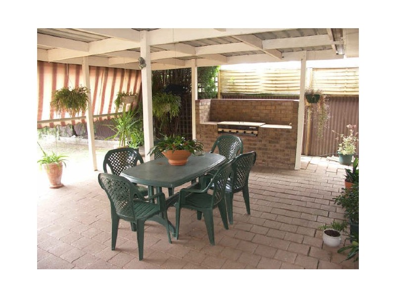 10 Royal Avenue, Benalla VIC 3672