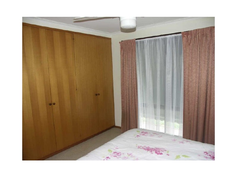 10 Royal Avenue, Benalla VIC 3672