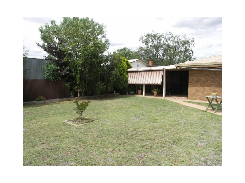 10 Royal Avenue, Benalla VIC 3672