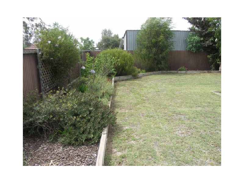 10 Royal Avenue, Benalla VIC 3672