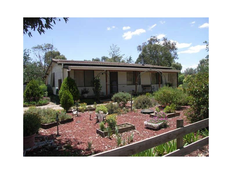 31 Moore Street, Baddaginnie VIC 3670