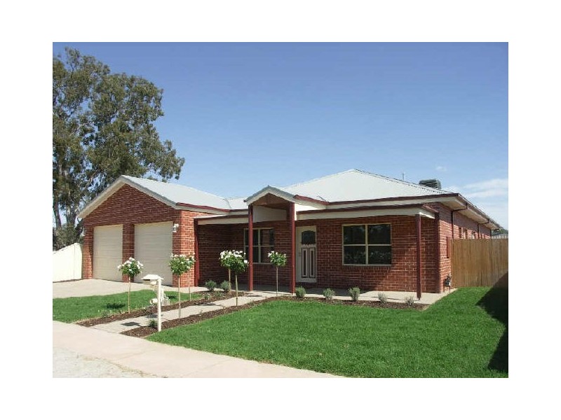 10 Weary Dunlop Drive, Benalla VIC 3672