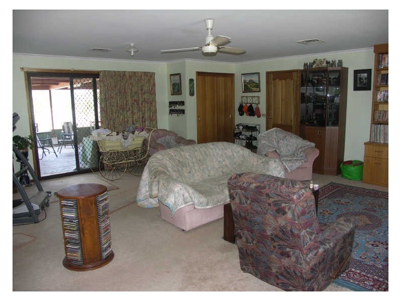 42 Racecourse Road, Benalla VIC 3672