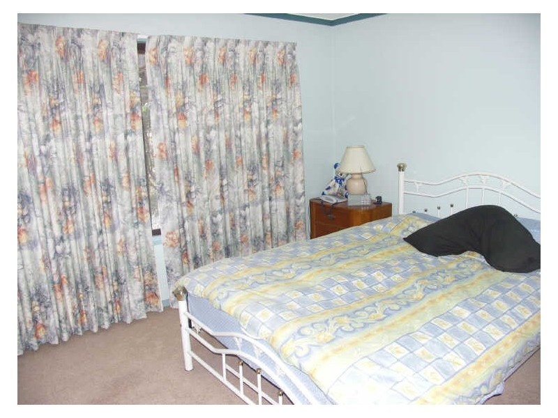 42 Racecourse Road, Benalla VIC 3672