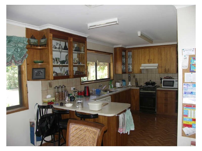 42 Racecourse Road, Benalla VIC 3672