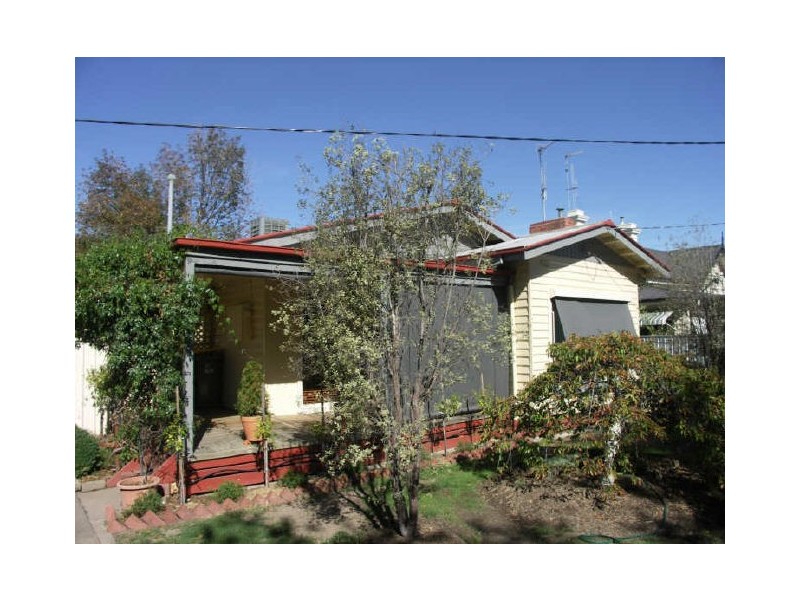 15 Thomas Street, Benalla VIC 3672