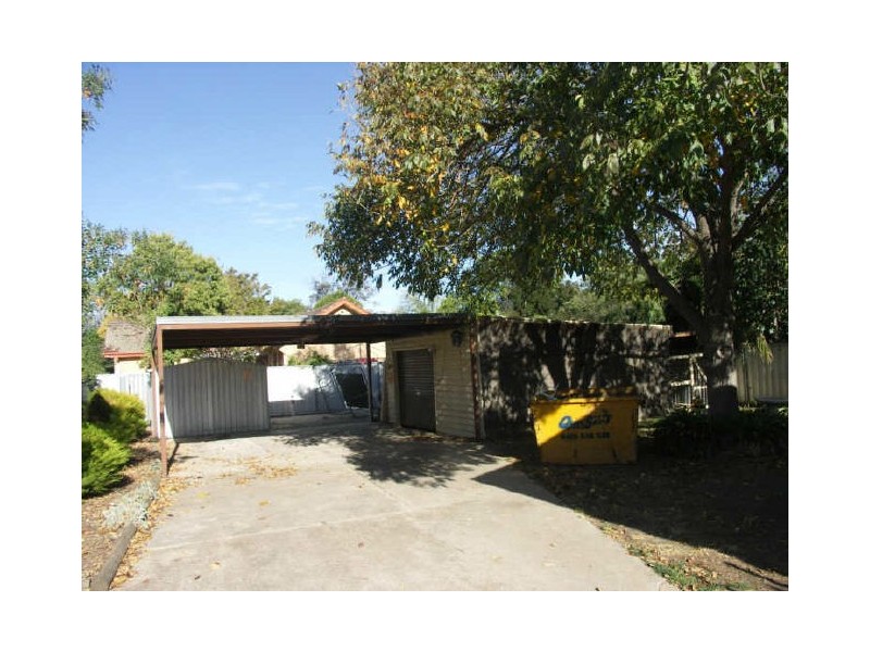 15 Thomas Street, Benalla VIC 3672