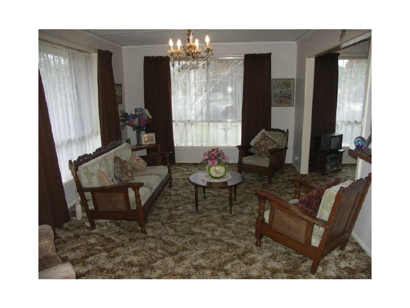 24 Monds Avenue, Benalla VIC 3672