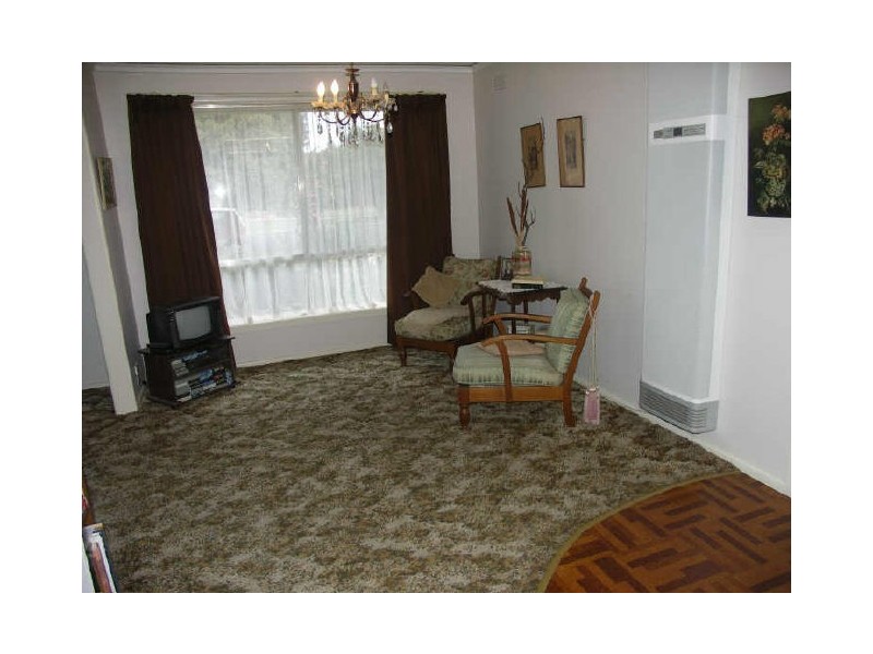 24 Monds Avenue, Benalla VIC 3672