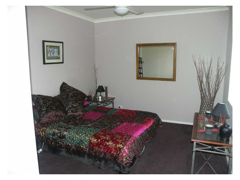 16 Amos Ave, Benalla VIC 3672