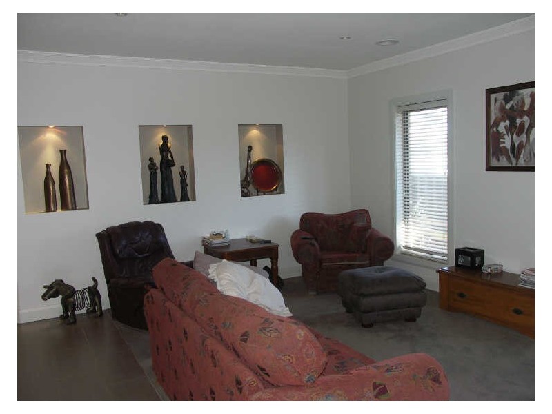 27 Waller Street, Benalla VIC 3672