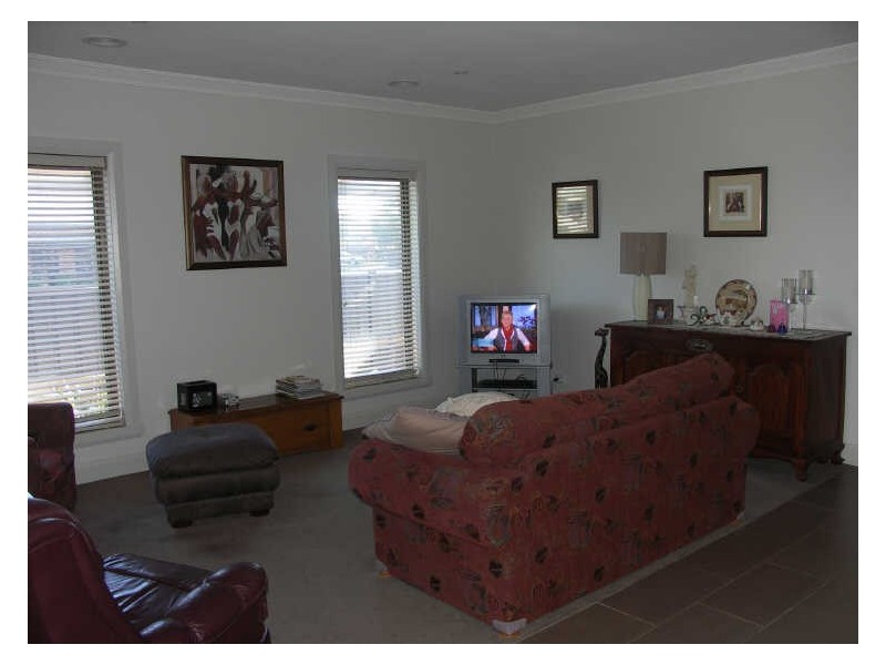 27 Waller Street, Benalla VIC 3672