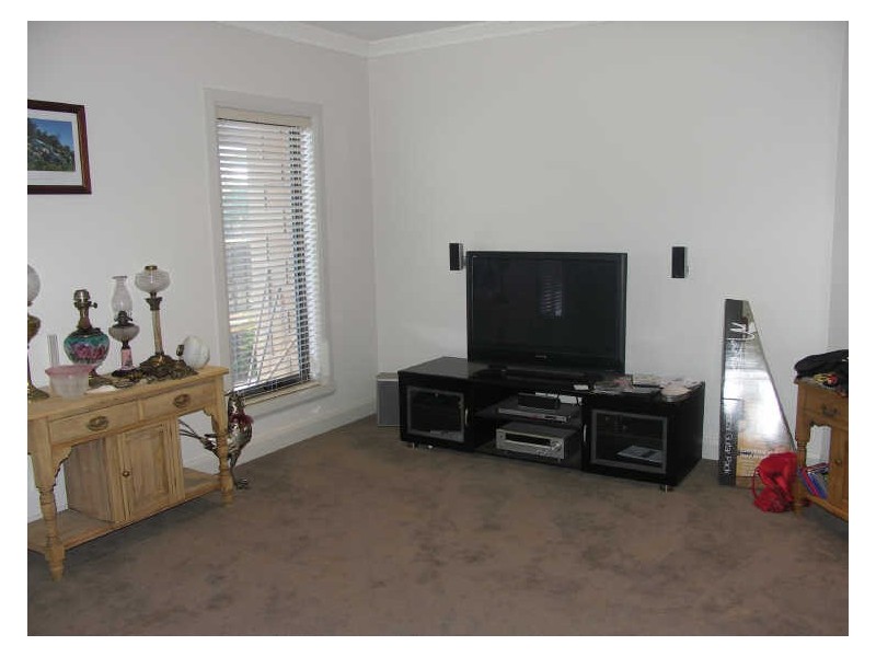 27 Waller Street, Benalla VIC 3672