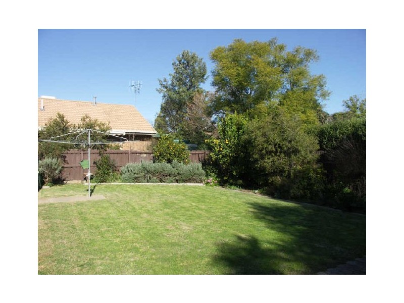 6 Hiscock Court, Benalla VIC 3672