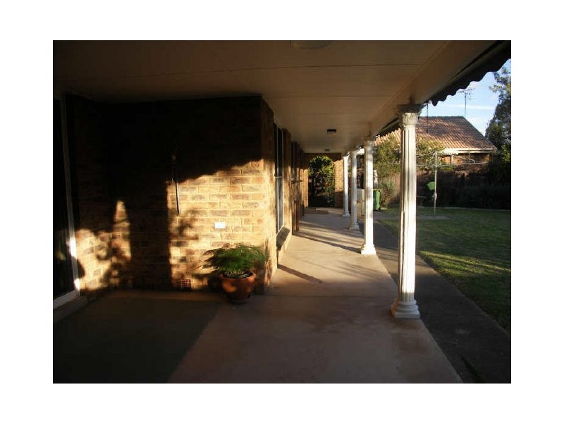 6 Hiscock Court, Benalla VIC 3672