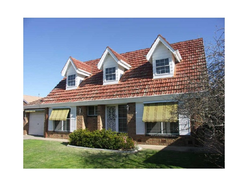 6 Hiscock Court, Benalla VIC 3672