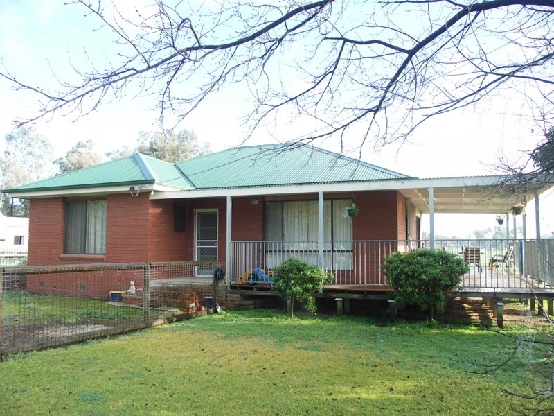 5 Swanpool Road SWANPOOL, Benalla VIC 3672